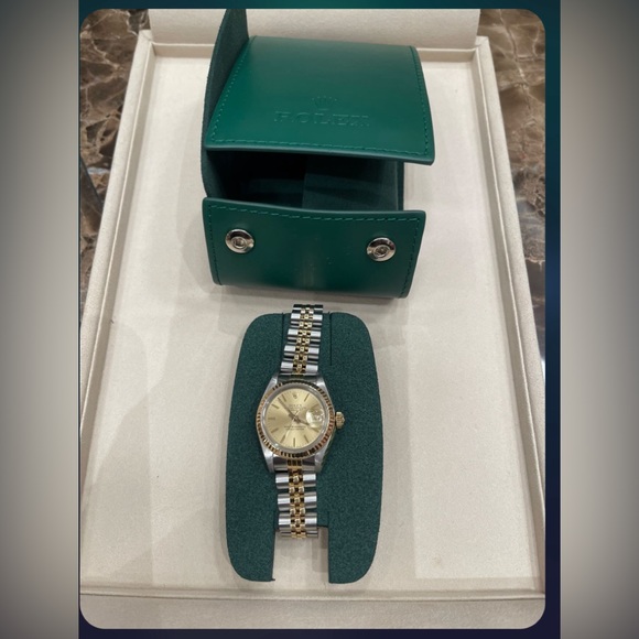 Rolex Datejust 26mm, 18KT Gold & Stainless Steel, Authentic & Rolex Guarantee! - Picture 4 of 14